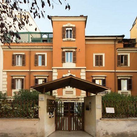 Finally In Rome Extérieur photo