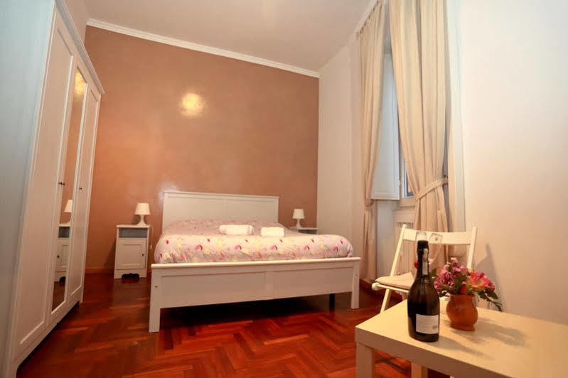 Finally In Rome Extérieur photo